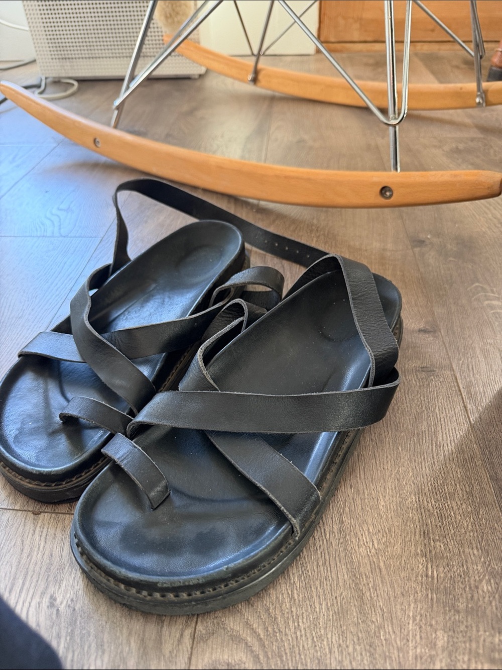Black Women’s Strappy Slingback Sandals -